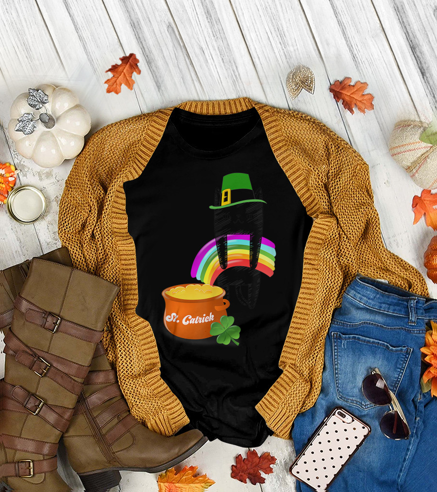 St. Catrick's Day Cat with Leprechaun Hat Rainbow and Shamrock T-Shirt