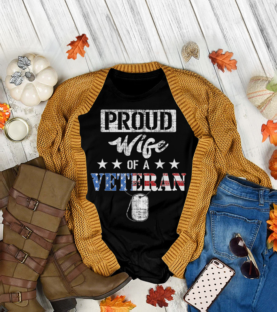 Proud Wife Of A Veteran Patriotic Stars Dog Tag T-Shirt