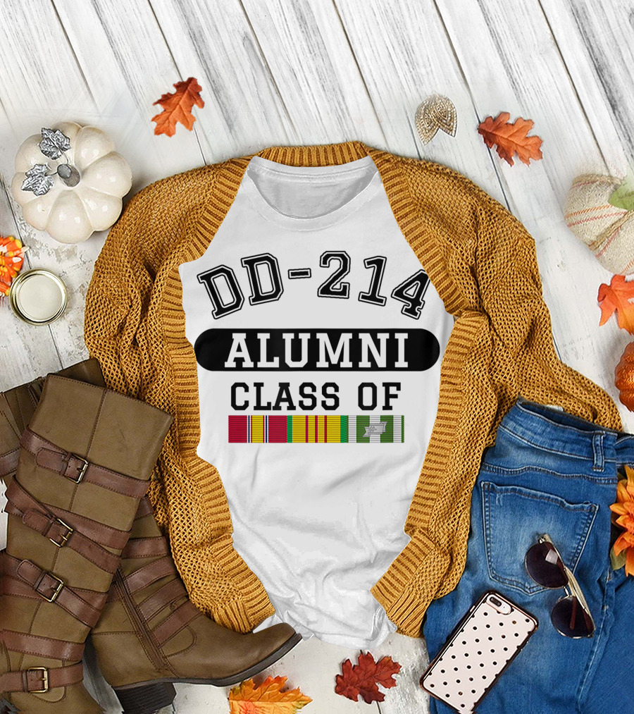 DD-214 Alumni Class of Vietnam Veteran Pride T-Shirt