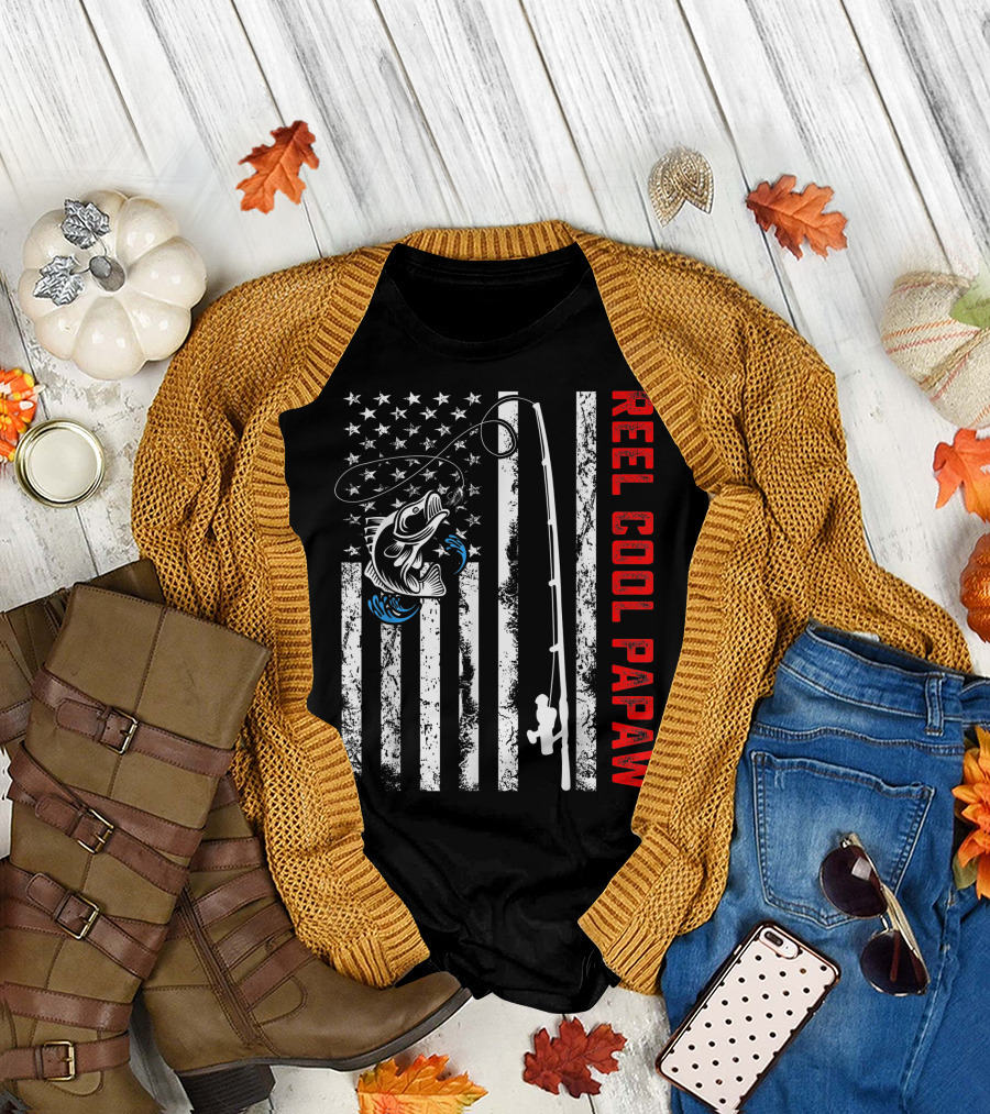 Reel Cool Papaw American Flag Fishing Birthday T-Shirt