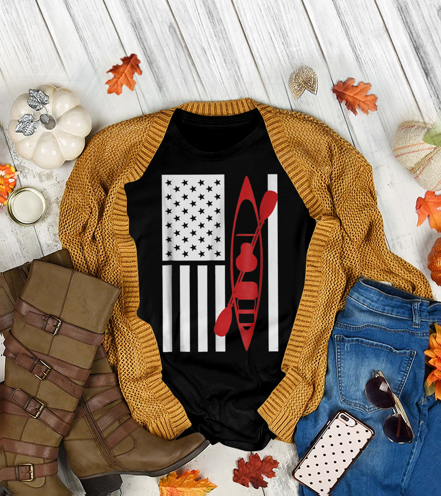 Kayak American Flag Patriotic Red Canoe Paddles T-Shirt