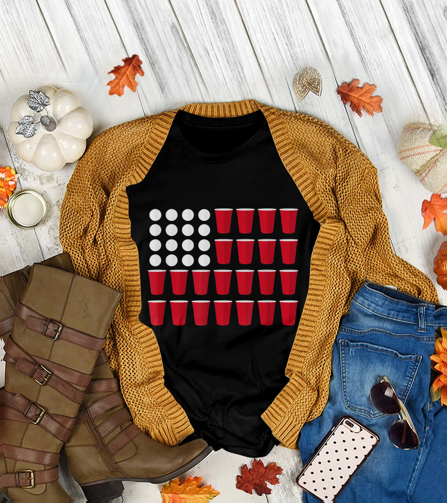 Beer Pong American Flag Red Cups White Balls T-Shirt