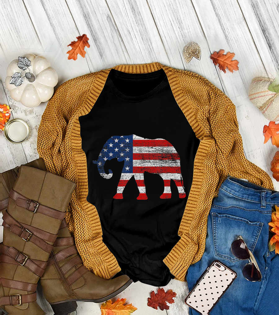 4Th Of July American Flag Stars Stripes Elephant Lover T-Shirt