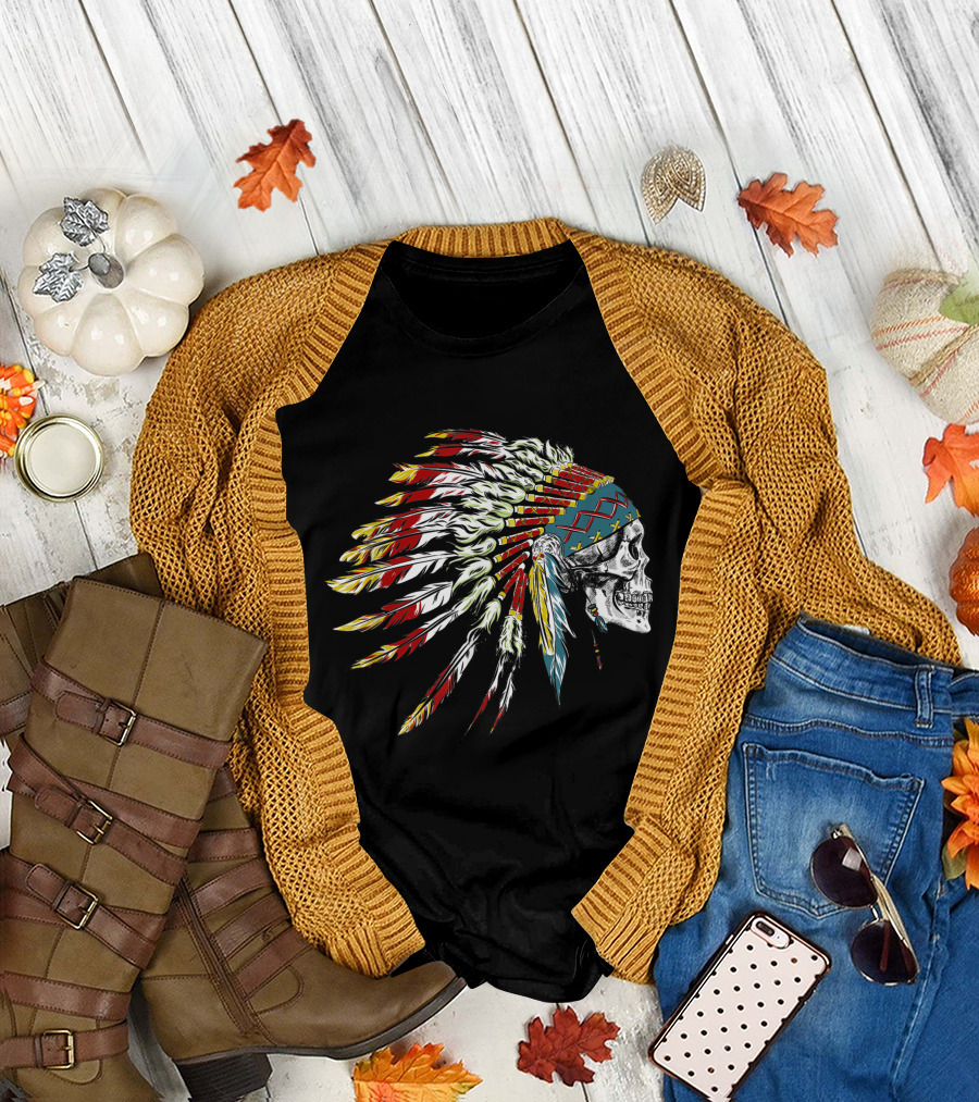 Vintage Native American Skull Chief Headdress Eagle Feathers T-Shirt