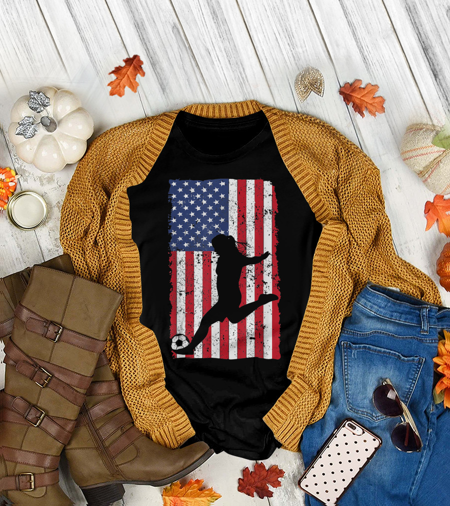 Cool USA Soccer American Flag Patriotic 4th of July T-Shirt