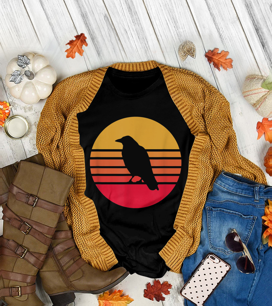 Vintage Halloween Crow Raven Sunset T-Shirt