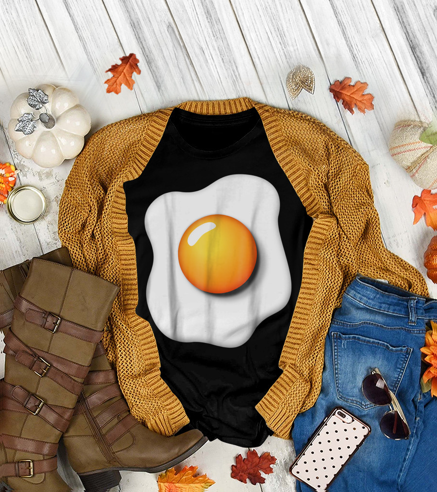 Funny Fried Egg Halloween Costume Ideas Egg Yolk DIY T-Shirt