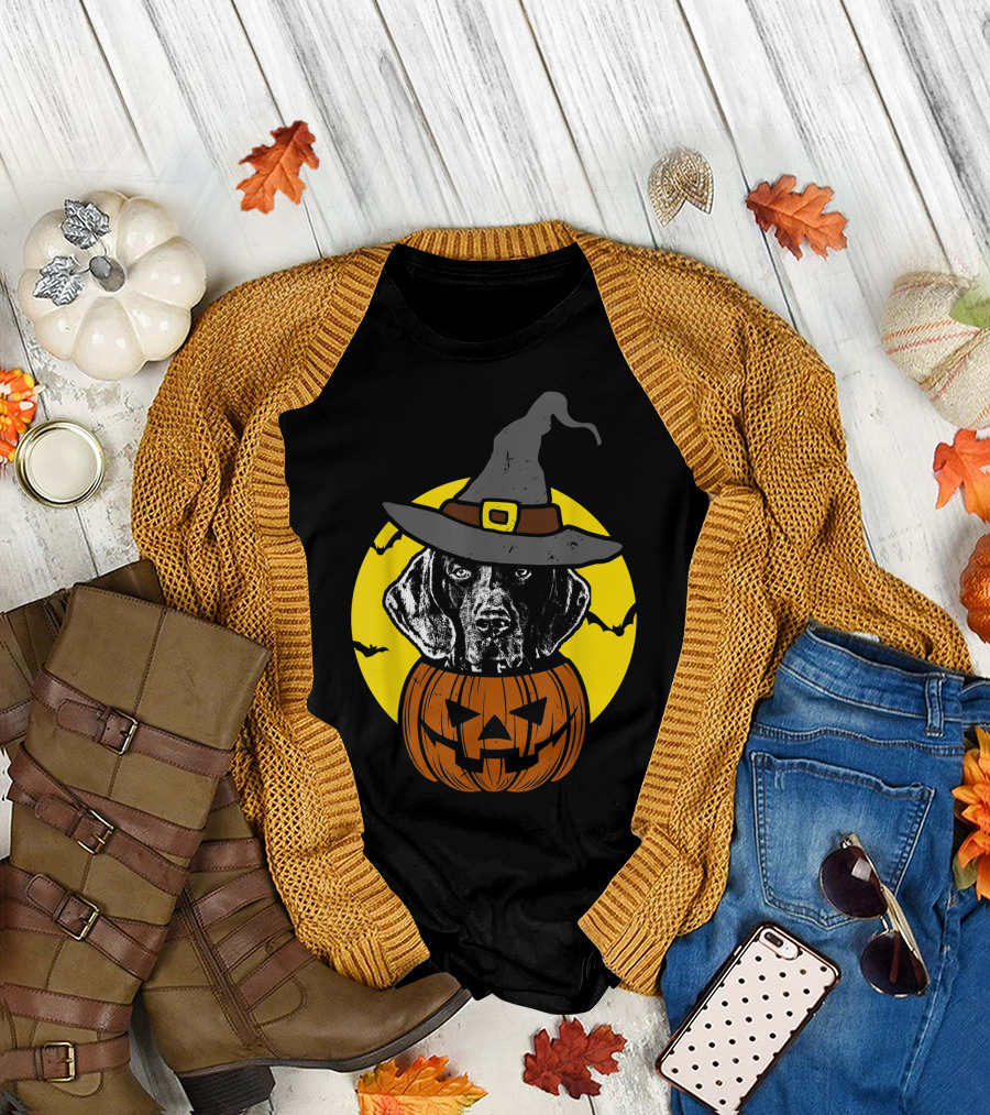 German Shorthaired Pointer Halloween Pumpkin Witch Hat Scary Bats Moon T-Shirt