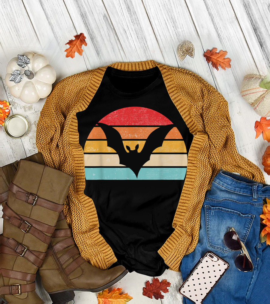 Vintage Sunset Bat Halloween Retro Stripes T-Shirt