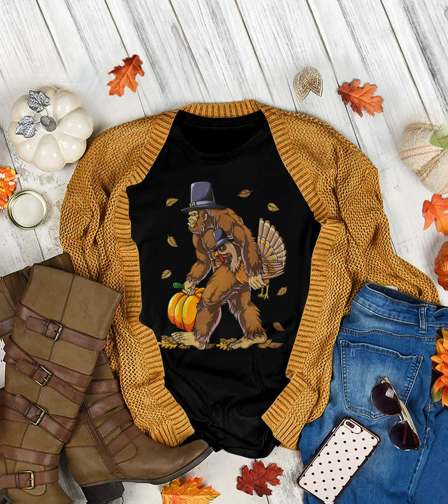 Pilgrim Bigfoot Carrying Turkey and Pumpkin Thanksgiving Day Boys Men T-Shirt