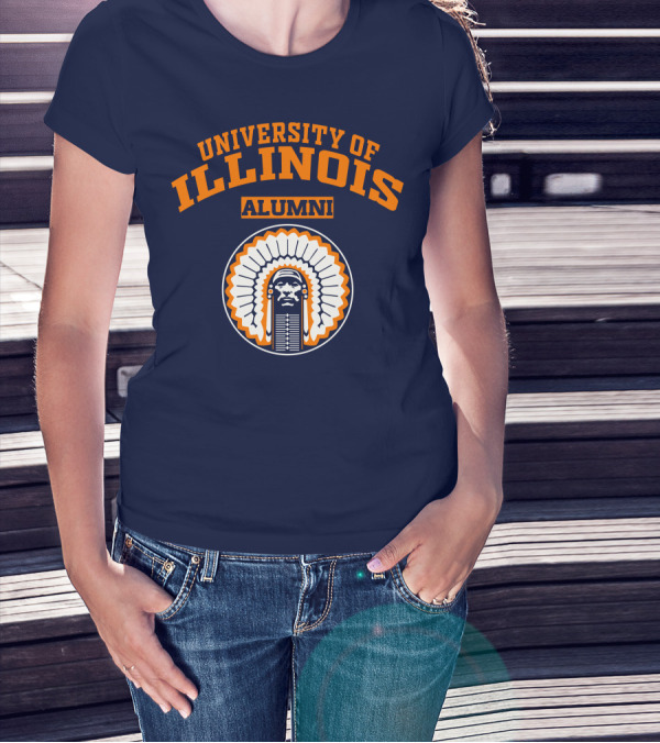 UNIVERSITY OF ILLINOIS ALUMNI T-Shirt