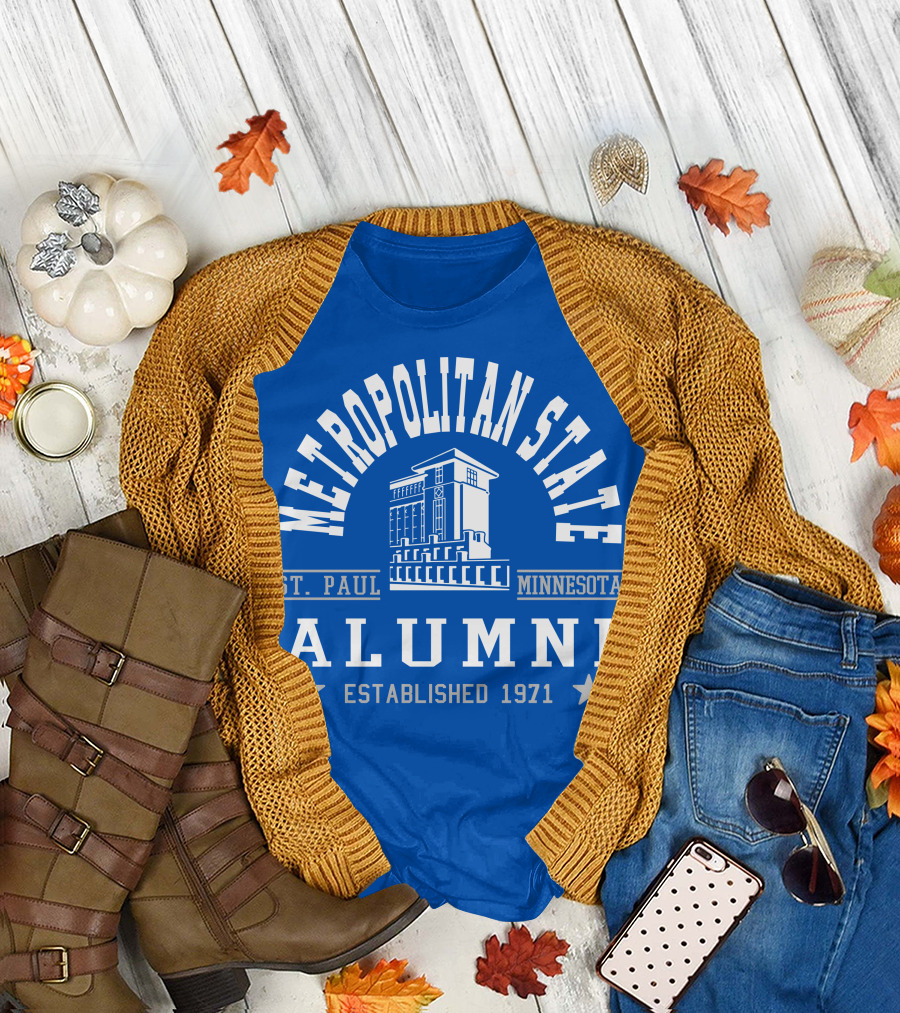 Metropolitan State Alumni St. Paul Minnesota Established 1971 T-Shirt