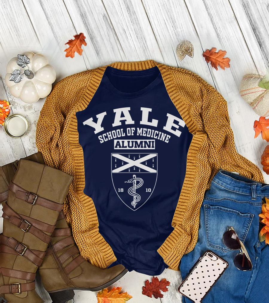 Yale School of Medicine Alumni 1810 Emblem T-Shirt