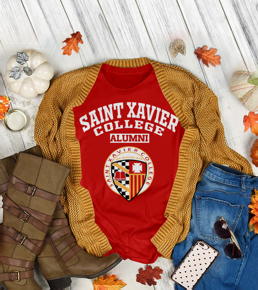 Saint Xavier College Alumni Crest Via Veritas Vita T-Shirt