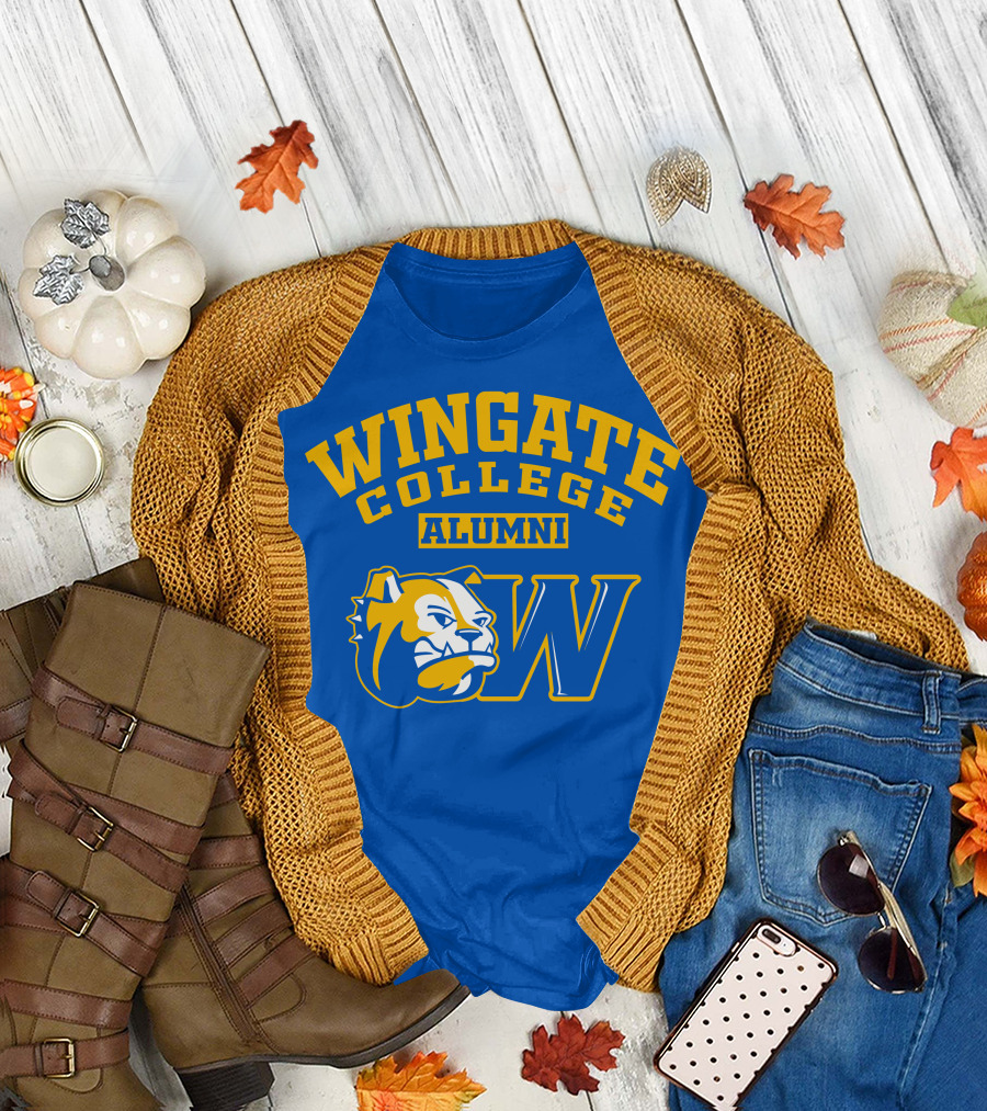 Wingate College Alumni Bulldog Mascot W T-Shirt