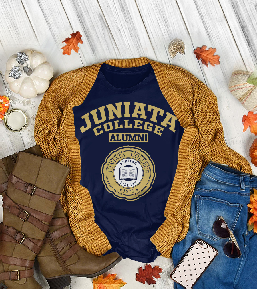 Juniata College Alumni Veritas Liberat Emblem 1876 T-Shirt