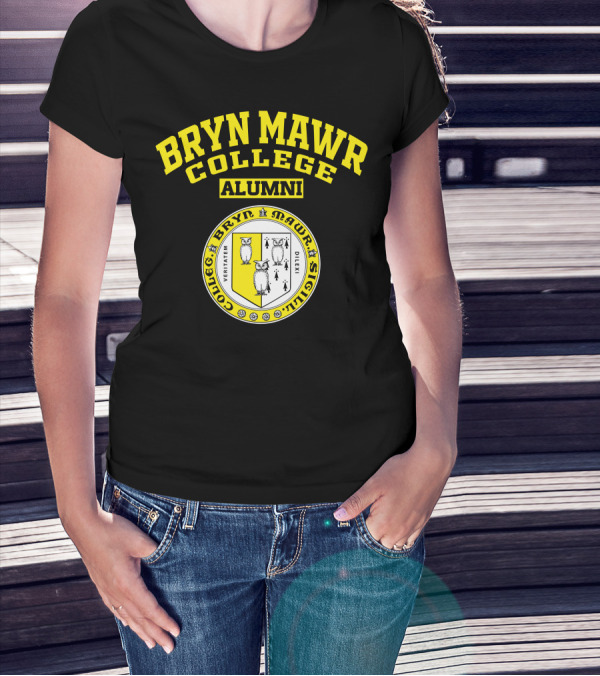 BRYN MAWR COLLEGE ALUMNI VERITATEM DILEXI SIGILLUM OWL SEAL T-Shirt