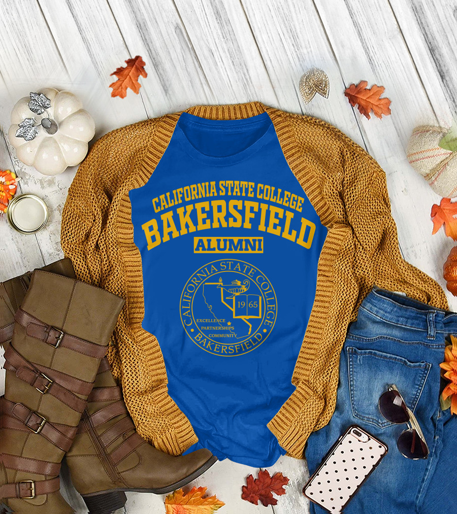 California State College Bakersfield Alumni 1965 Excellence Partnerships Community Seal T-Shirt
