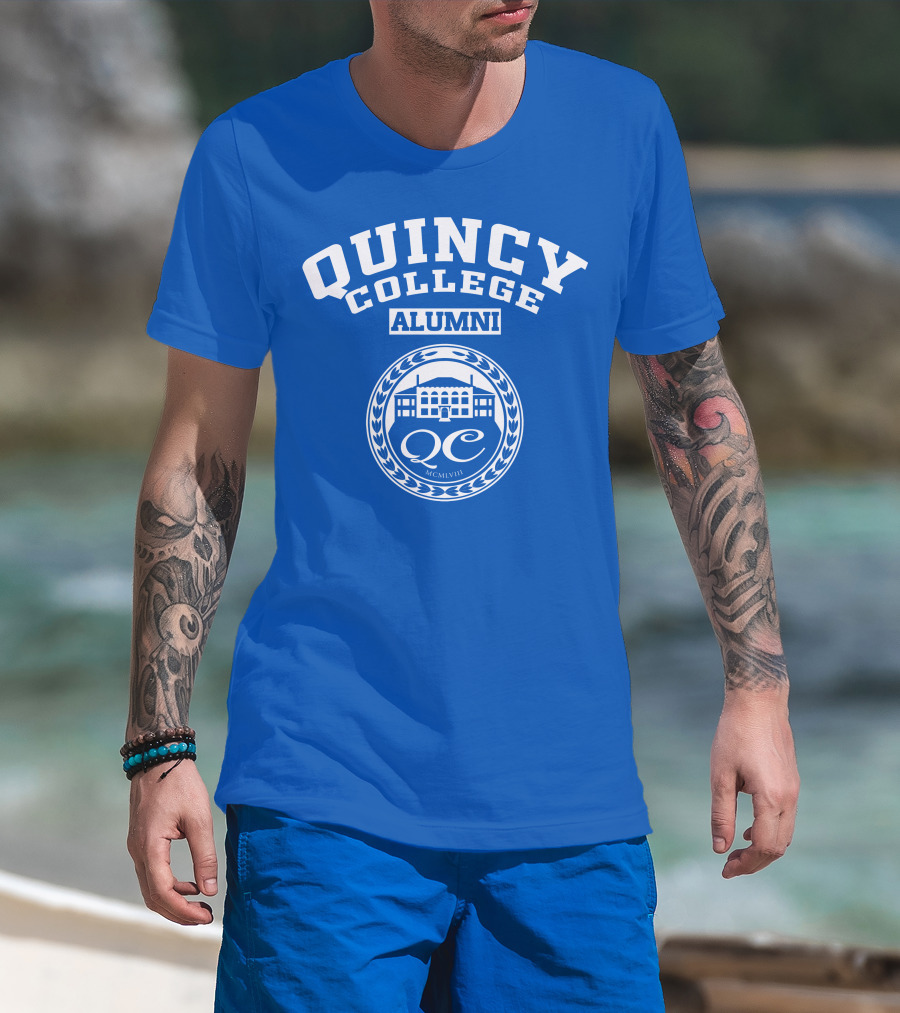 Quincy College Alumni QC MCMLVIII Crest T-Shirt
