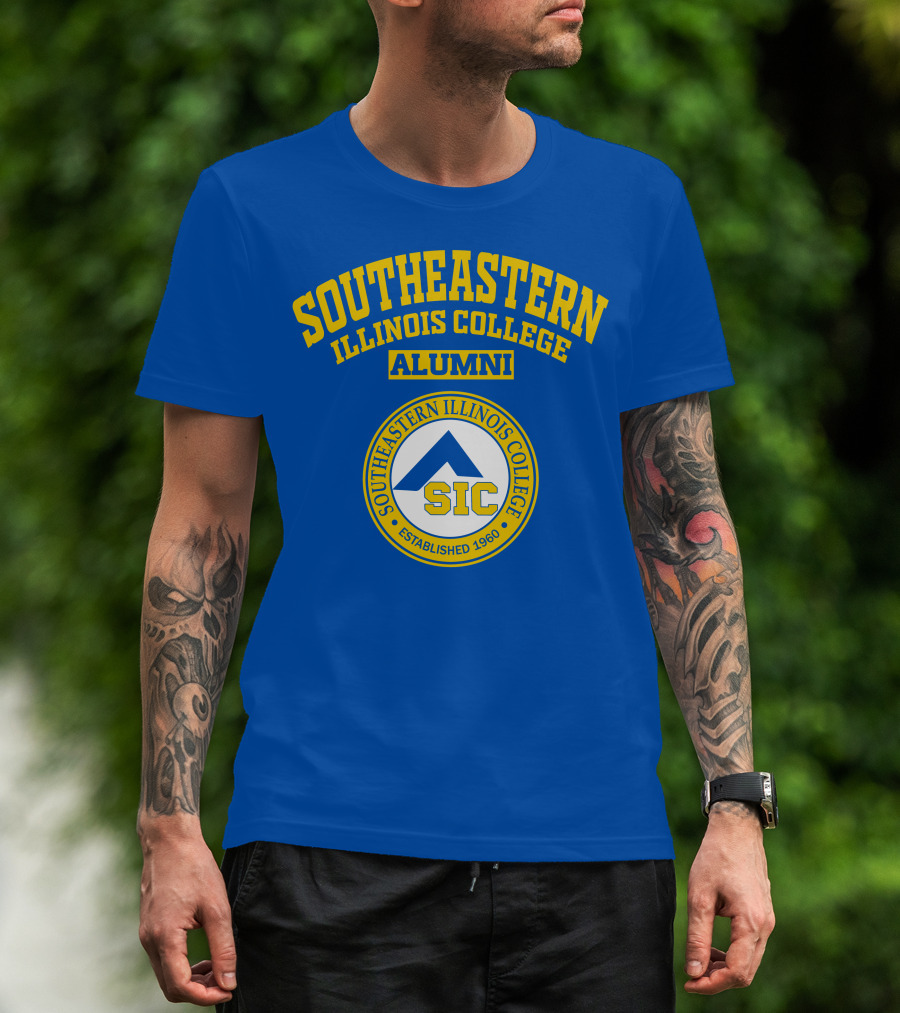 Southeastern Illinois College Alumni SIC Established 1960 Circle T-Shirt