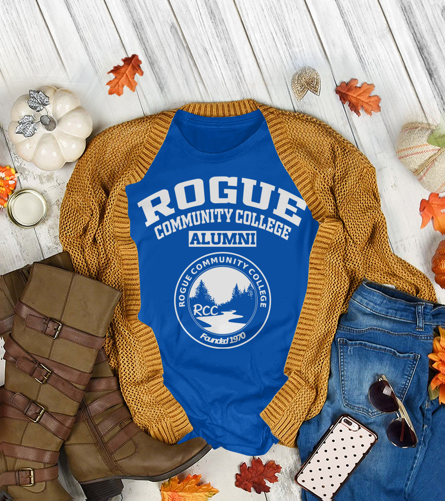 Rogue Community College Alumni RCC Founded 1970 T-Shirt