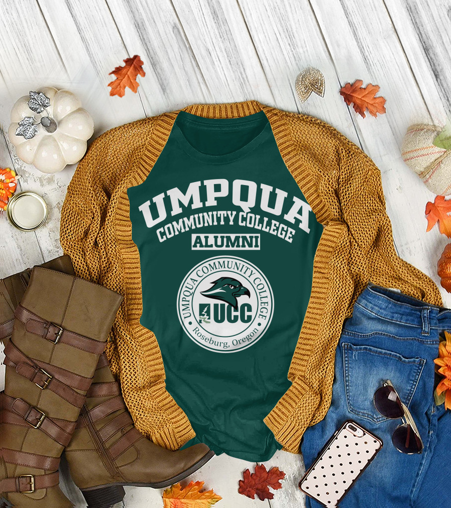 Umpqua Community College Alumni Roseburg Oregon UCC T-Shirt