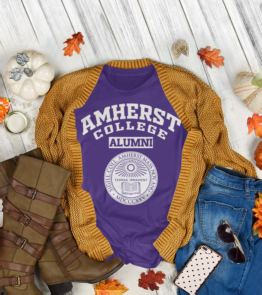 Amherst College Alumni Seal Terras Irradient Sigill Coll MDCCCXXV T-Shirt