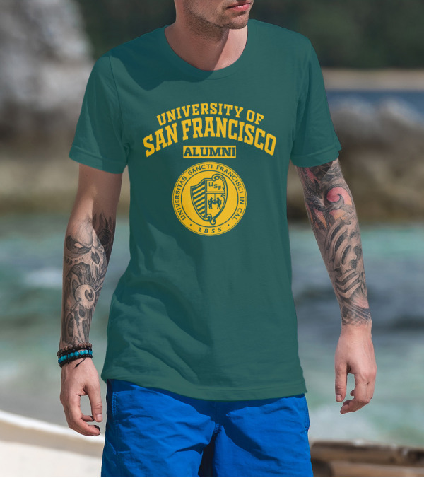 UNIVERSITY OF SAN FRANCISCO ALUMNI UNIVERSITAS SANCTI FRANCISCI IN CAL 1855 USF T-Shirt