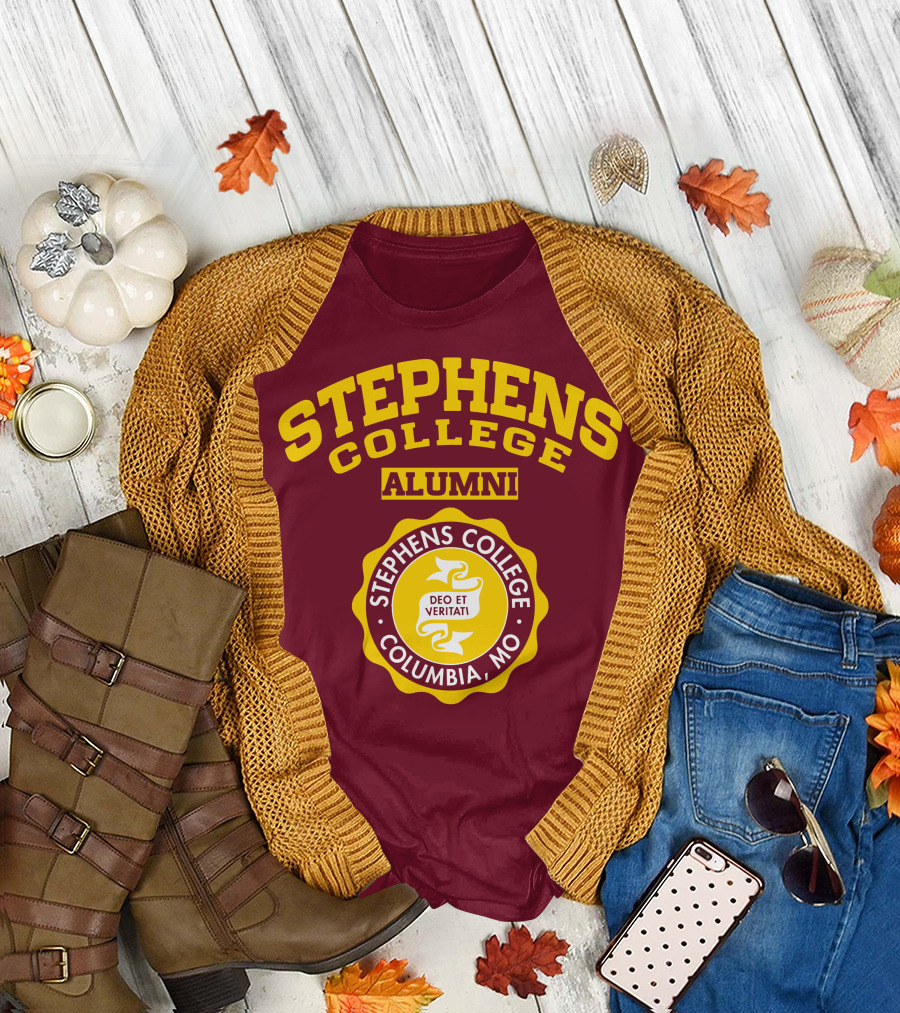 Stephens College Alumni Columbia MO Deo et Veritati T-Shirt