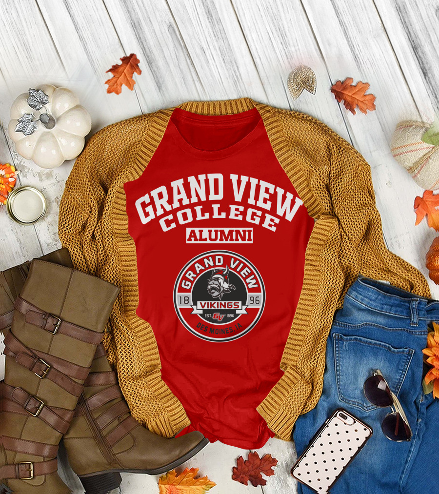 Grand View College Alumni Vikings Est 1896 Des Moines IA T-Shirt