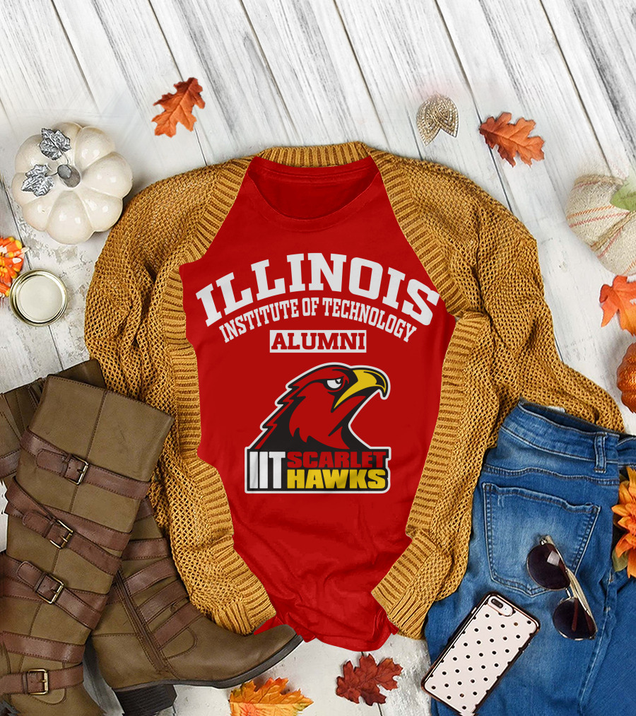 ILLINOIS INSTITUTE OF TECHNOLOGY ALUMNI IIT SCARLET HAWKS T-Shirt