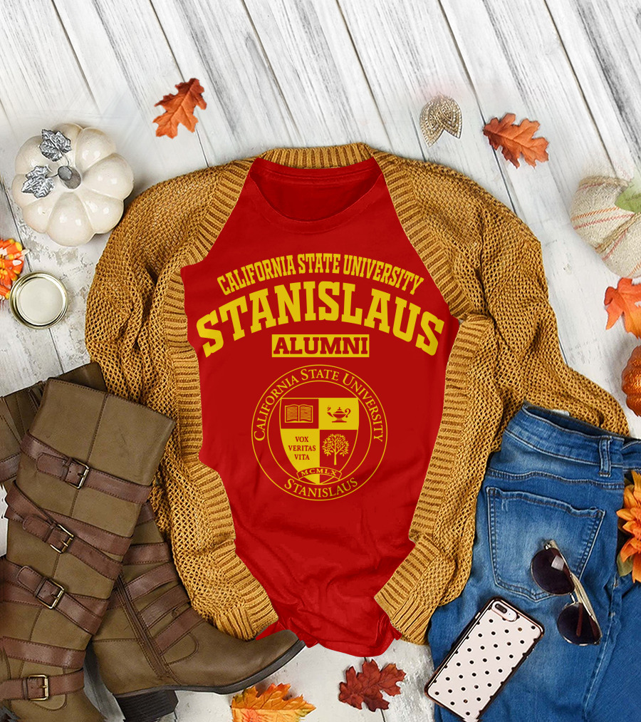 California State University Stanislaus Alumni Emblem with Vox Veritas Vita Shield T-Shirt