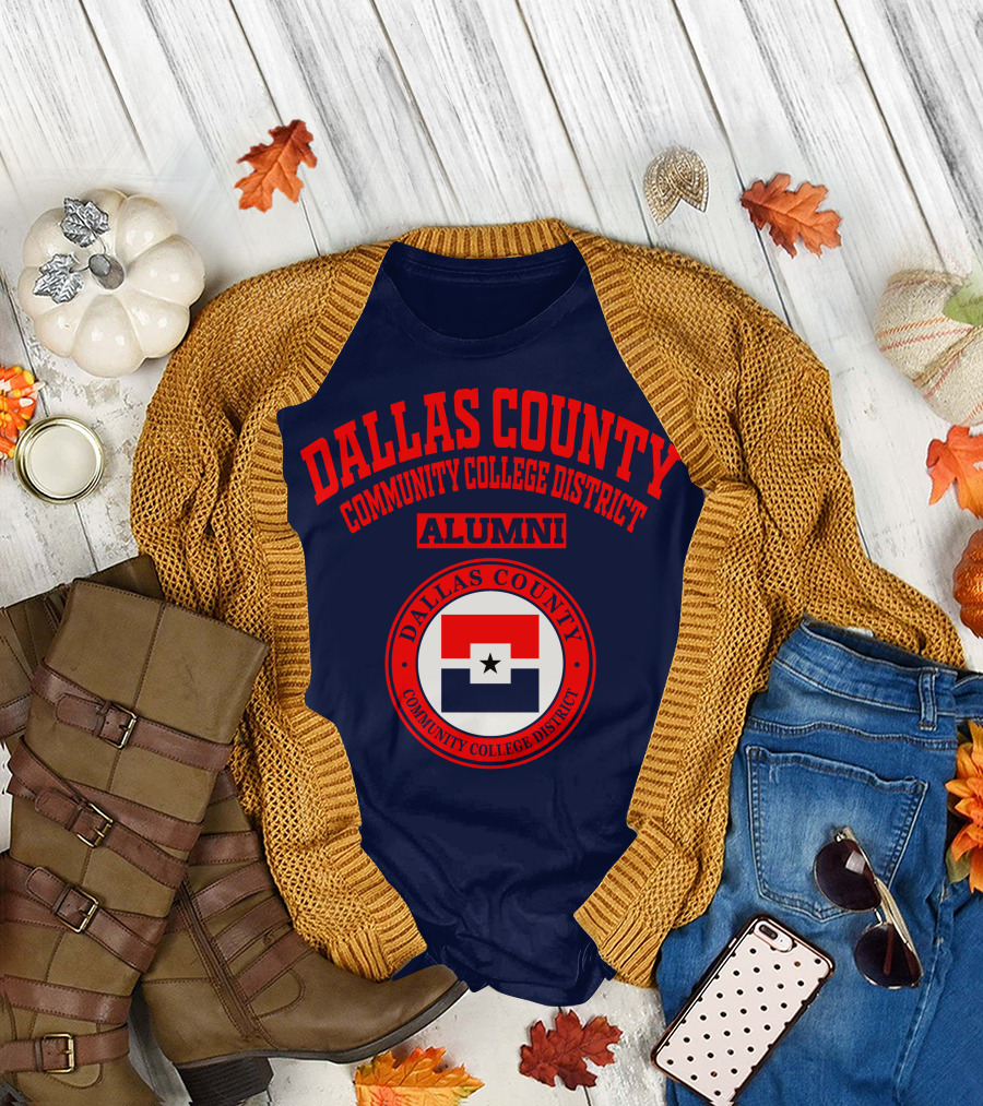 Dallas County Community College District Alumni Red and Navy Star Emblem T-Shirt