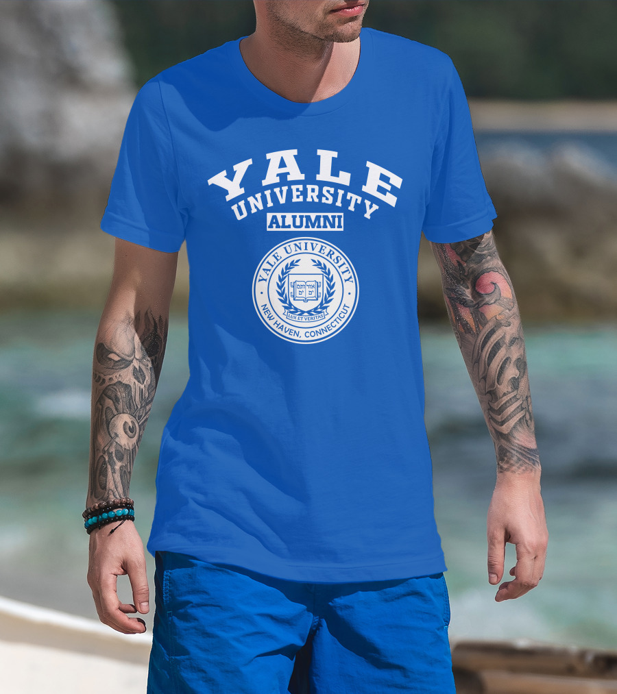 Yale University Alumni Seal New Haven Connecticut Lux Et Veritas T-Shirt