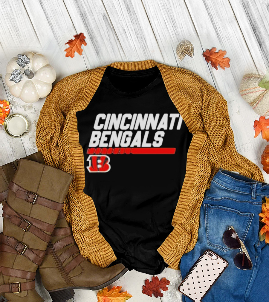 CINCINNATI BENGALS MODEST 13 T-Shirt