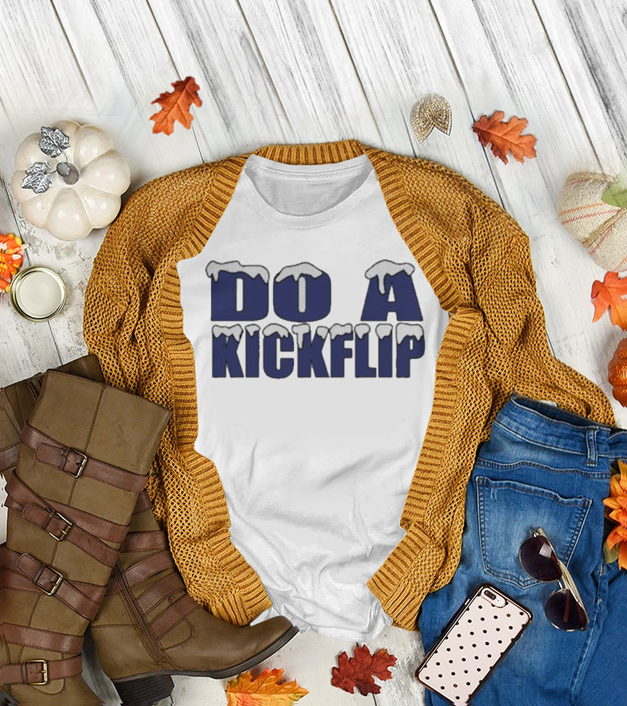 Messi Do a Kickflip Snow T-Shirt