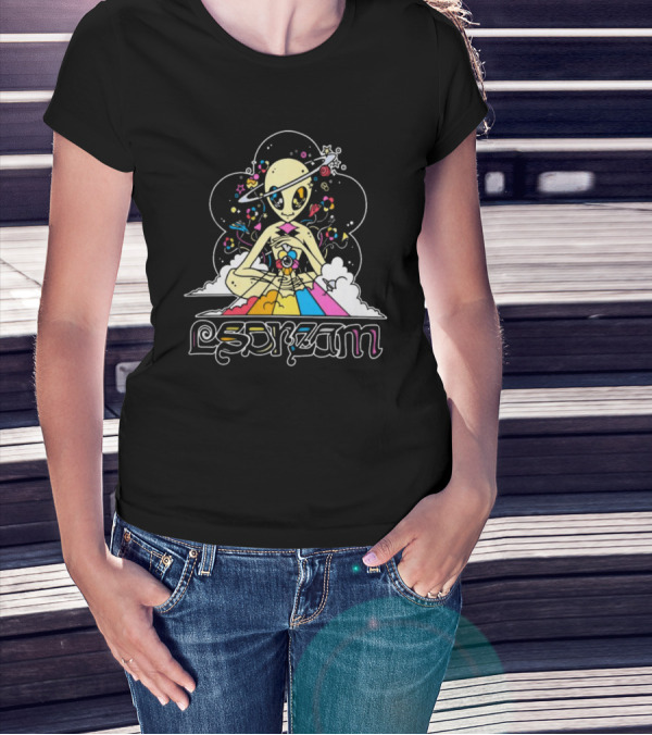 Isdream Cosmic Love Alien With Planet Head And Rainbow Energy Vision T-Shirt