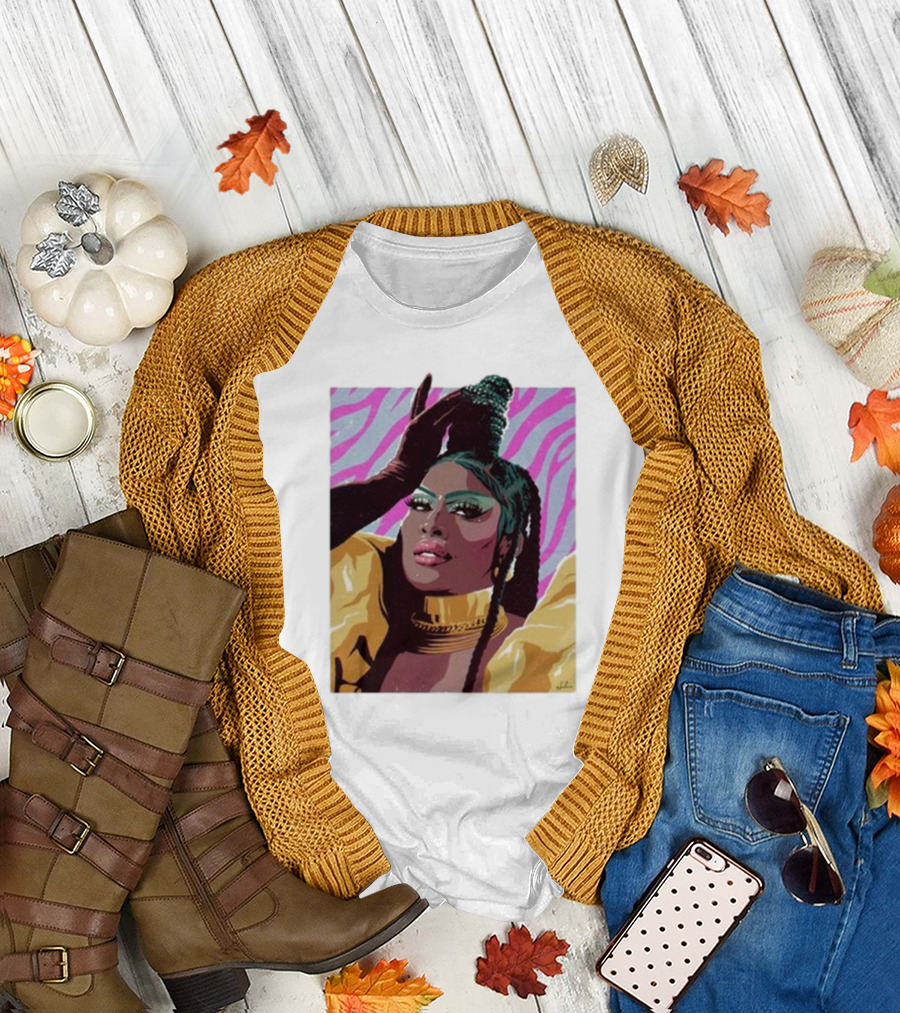 Kween Kong Pop Art Illustration with Bold Colors and Striking Pose T-Shirt