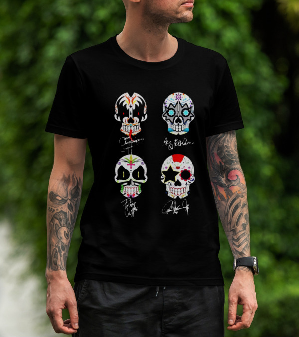 Kiss Band 4 Skull Faces Simmons Stanley Frehley Criss Signature T-Shirt