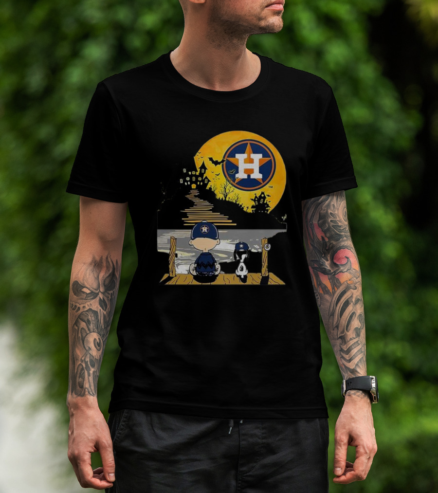 Snoopy Charlie Brown Houston Astros Halloween Moon Scene T-Shirt