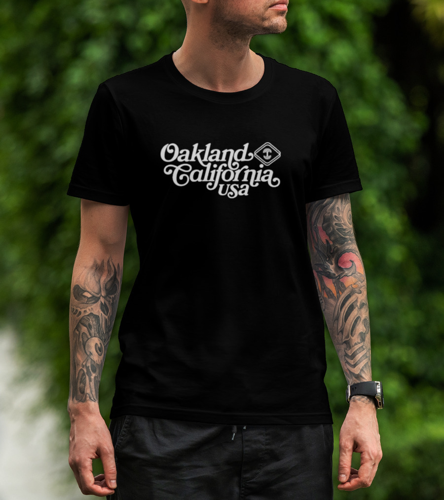 Oakland California USA Retro T-Shirt