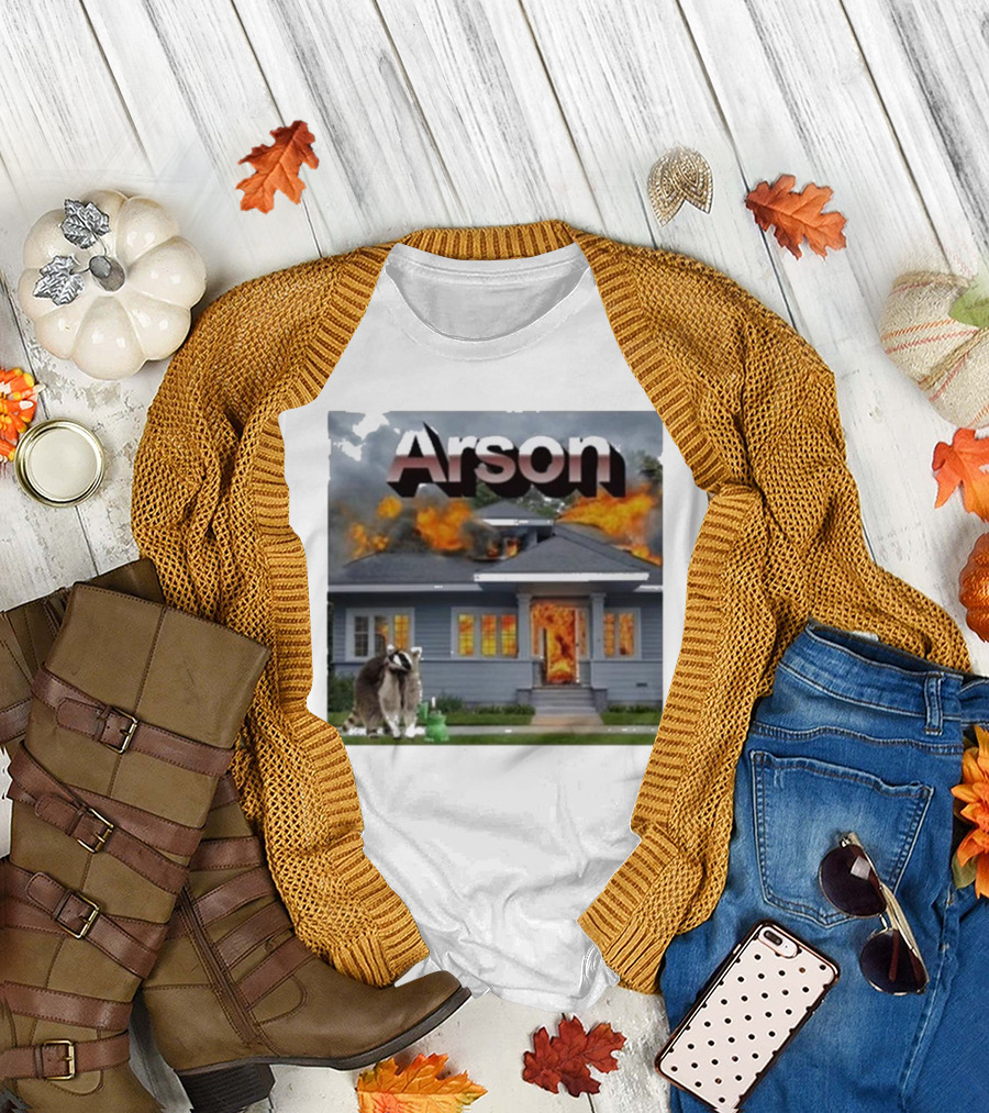 Actualmemes Raccoon Arson House on Fire Chaos T-Shirt