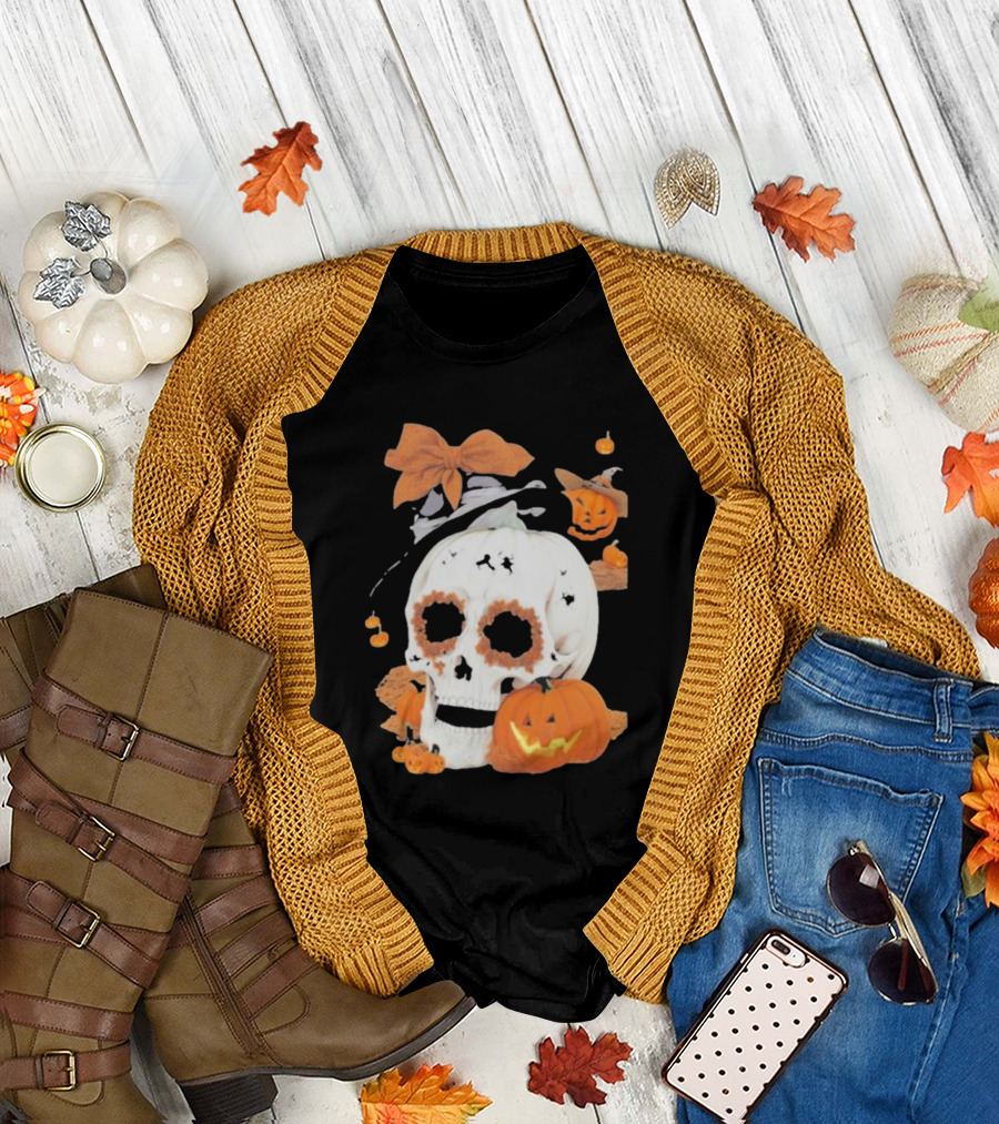 The Witch's Skull Pumpkin Halloween Hat and Laughing Jack-O'-Lanterns T-Shirt