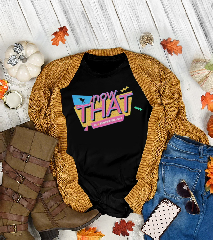 now THAT is a POWERFUL cat T-Shirt