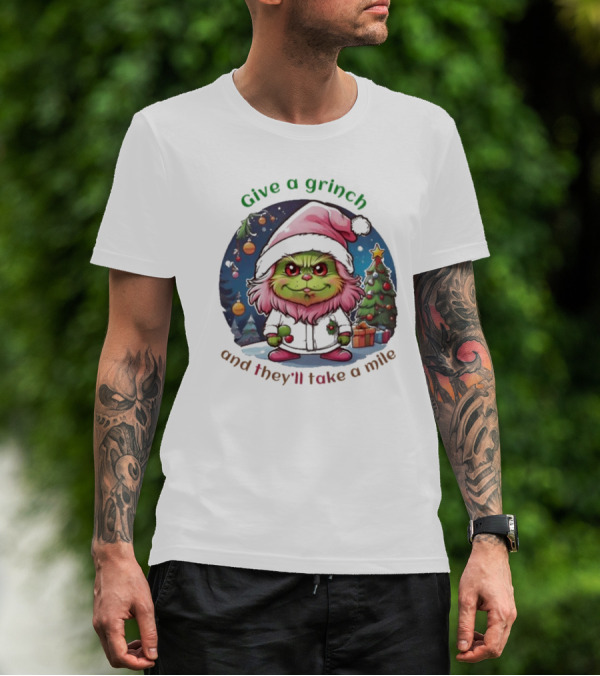 Chibi Pink Grinch Christmas Scene Give A Grinch And They’ll Take A Mile T-Shirt
