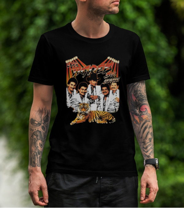 Los Tigres Del Norte Band Members With Tiger Image T-Shirt
