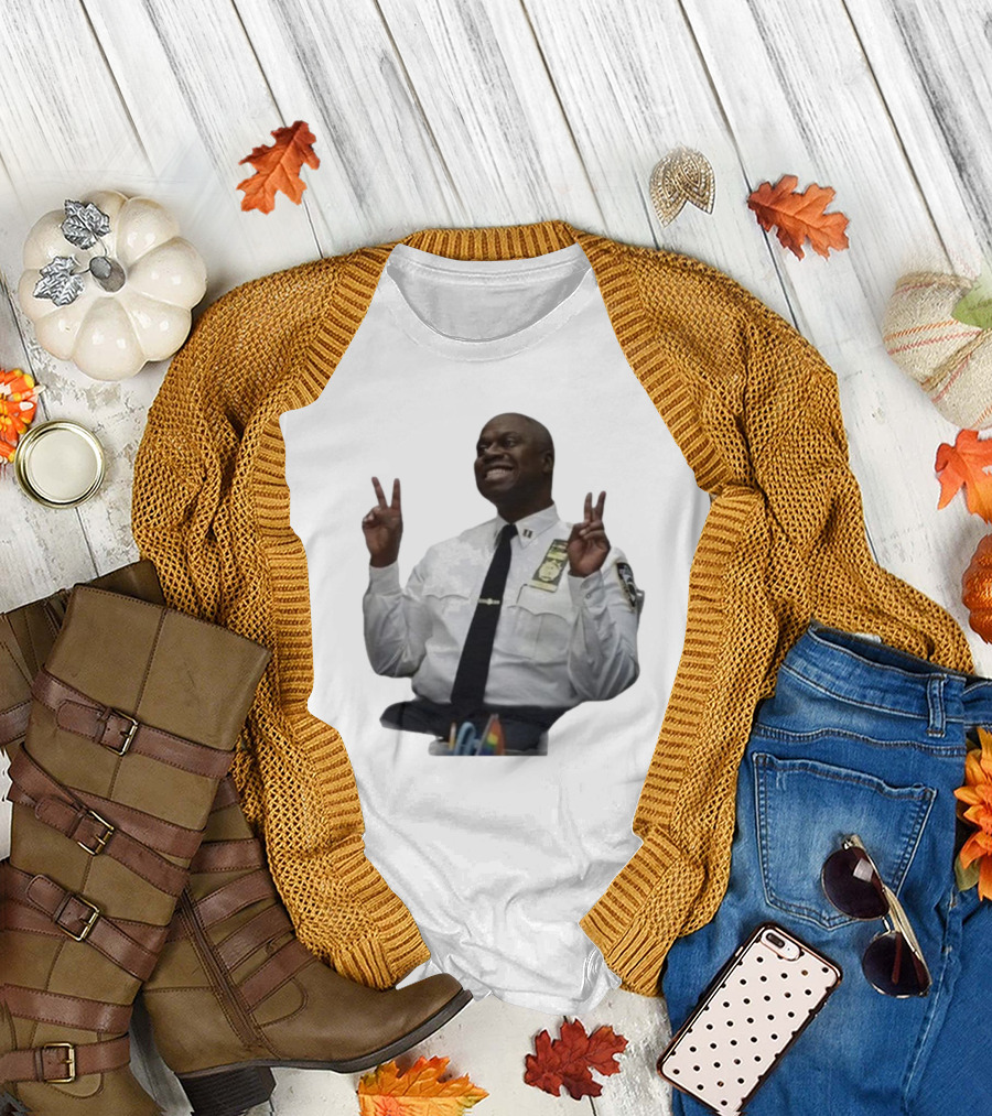 Smiling Captain Raymond Holt Andre Braugher Peace Signs Brooklyn Nine Nine T-Shirt