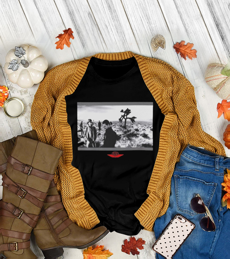 U2 Joshua Tree Album Cover Desert Scene 1980s Band Members T-Shirt