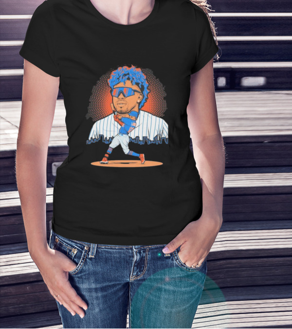 Francisco Lindor Baseball Player Skyline Batting Pose T-Shirt