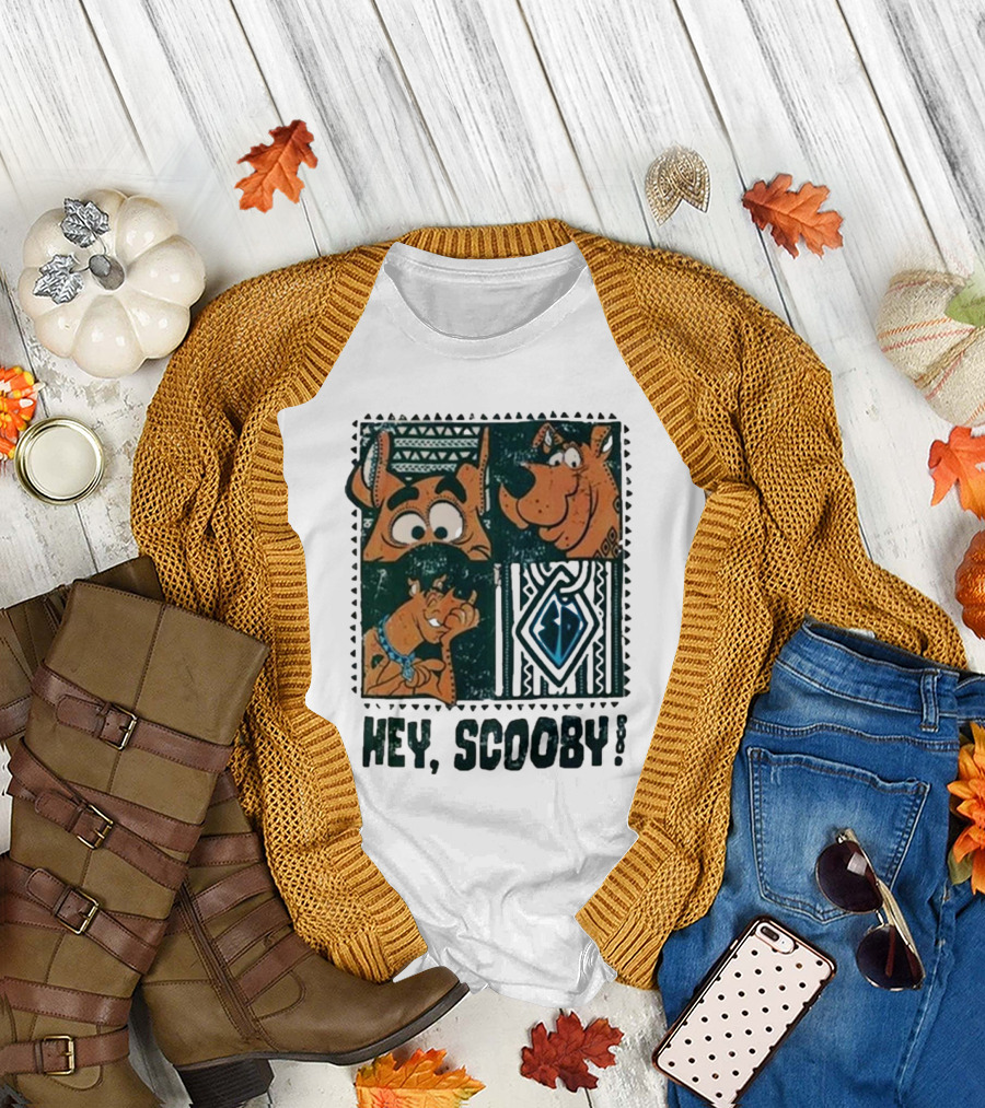 Scooby Doo Hey Scooby With Geometric Patterns and Scooby-Doo Facials T-Shirt